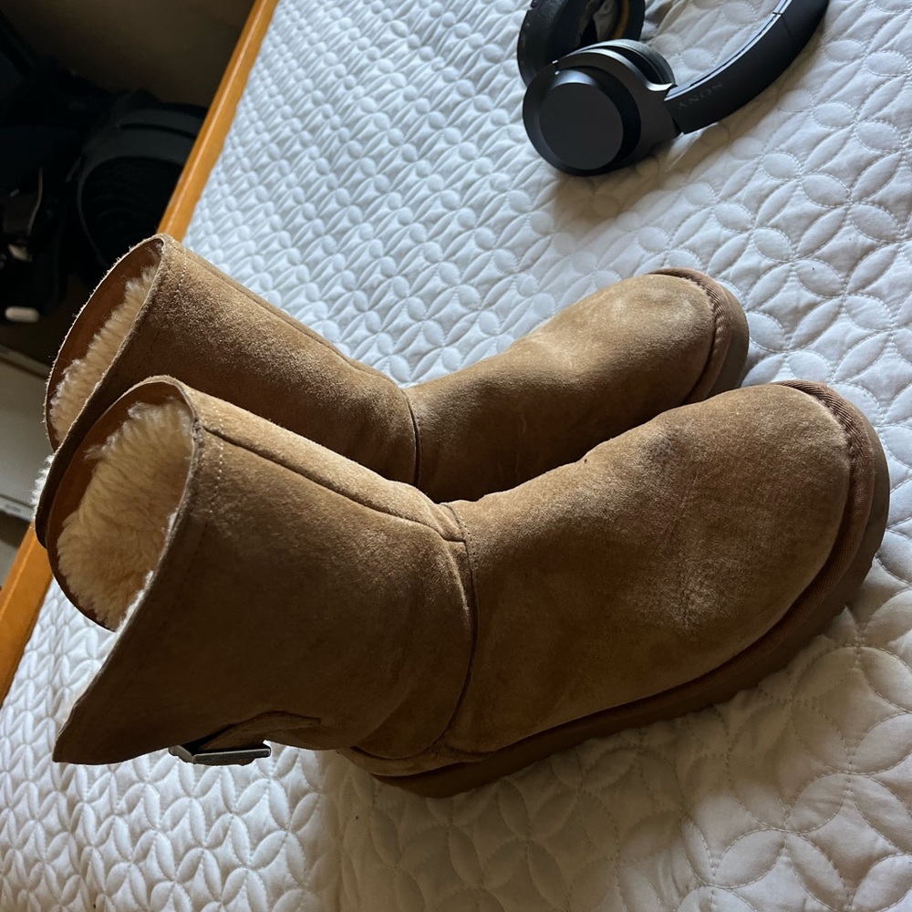 UGG Remora Buckle Crystal Bling Chestnut Suede Fur Short Boots Size 10